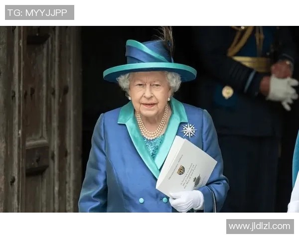 英国女王足球明星的传奇人生与赛场背后的动人故事 英国女王足球明星的传奇人生与赛场背后的动人故事