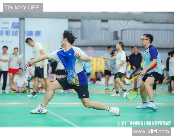 聚焦羽毛球上海羽毛球队分享比赛经验与成长之路