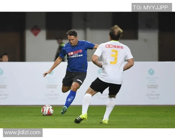 老梁深度解读足球明星背后的故事与传奇人生