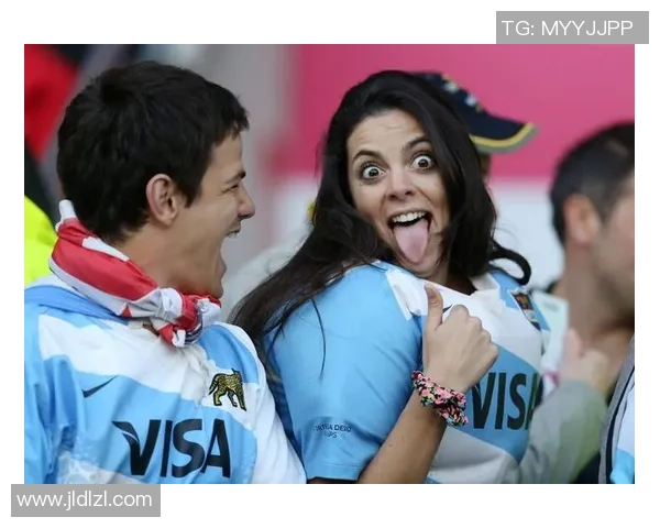 足球明星菲萝的精彩瞬间与赛场风采全景展示 足球明星菲萝的精彩瞬间与赛场风采全景展示